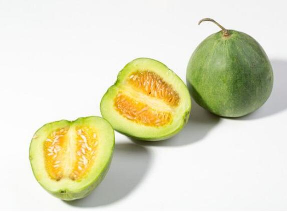 香瓜的功效与作用，富含维C矿物能润肠通便延缓衰老