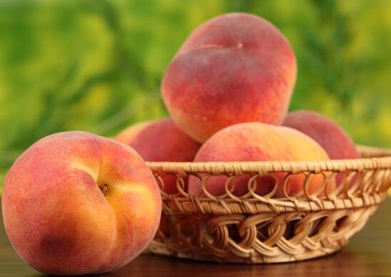 荔枝和桃子能一起吃吗，一起吃可预防便秘还能补气血