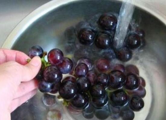 葡萄怎么洗才干净，五种方法教你洗出干净的葡萄
