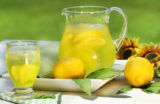 柠檬水怎么做，柠檬水的正确做法大全(5种)