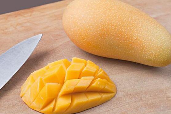 菠萝不能和什么一起吃，这8种食物不适宜同吃
