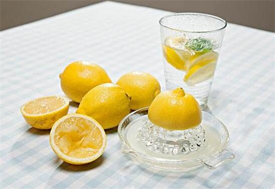 柠檬水孕妇能喝吗