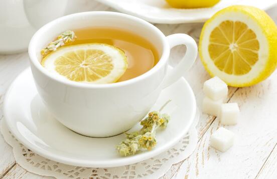 柠檬茶的功效与作用，可促进消化保护心血管还能美白养颜