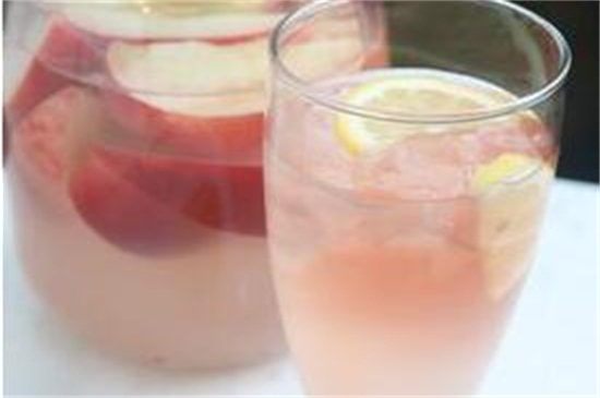 桃子酒酿制方法，掌握3个步骤酿制出美味的桃子酒
