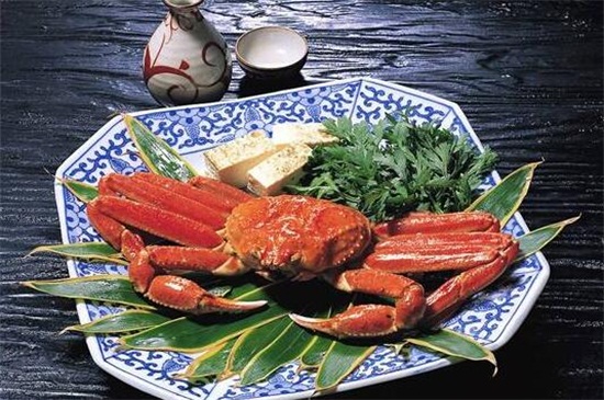 螃蟹不能和什么一起吃，土豆/香菇/西红柿/花生