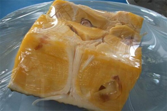 切开的菠萝蜜怎么保存，保鲜膜包好低温保存