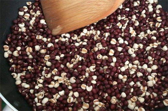 赤豆薏米吃多久才祛湿，大约一个月才可祛除