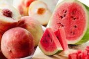 桃子和西瓜吃死人是真的吗，都是谣言二者同吃可美容养颜