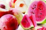 西瓜和桃子能一起吃吗，可以一起吃而且营养互补