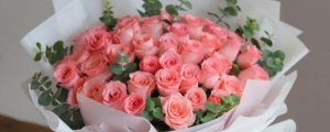 十朵粉玫瑰花代表什么意思?