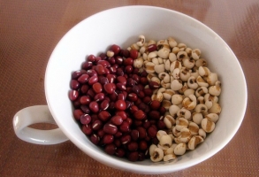 红小豆薏米粥：祛湿且对肝脏有好处