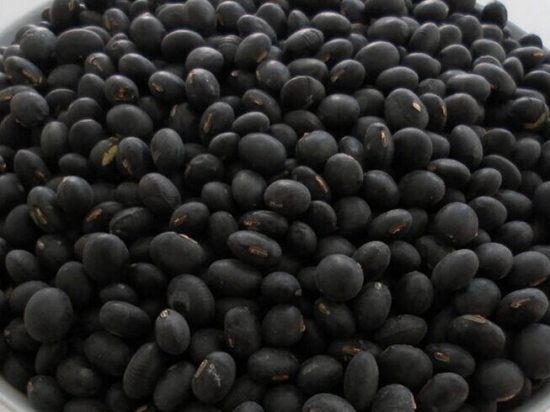 吃黑豆有什么好处：好处多,儿童不宜多食
