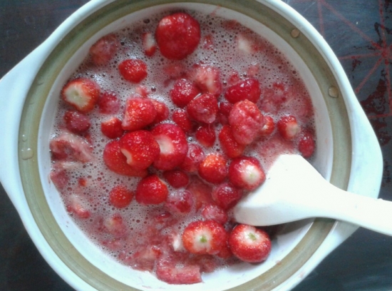 草莓酱制作