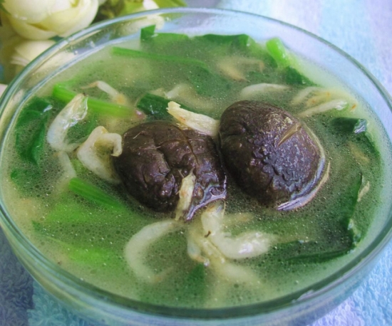 冬菇菠菜汤