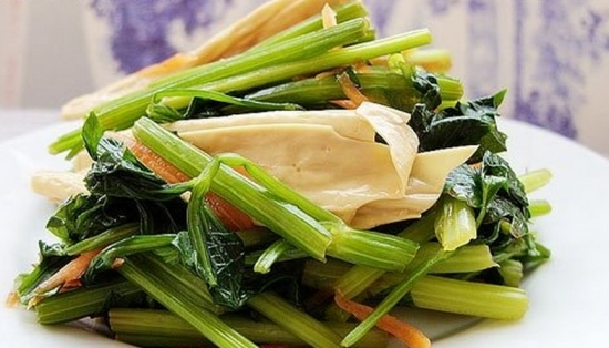 水芹菜的做法：简单美味的水芹菜做法教程
