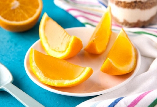 橙子是酸性还是碱性：橙子是柑橘类水果，属强碱性水果