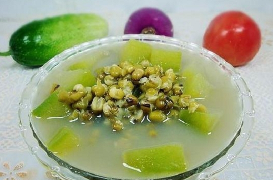 冬瓜减肥法菜谱：美味又减肥的冬瓜汤做法介绍