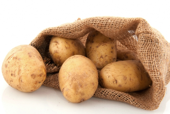 马铃薯是什么：是从国外传来的食物，我国称为土豆