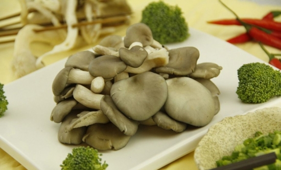 孕妇可以吃平菇吗？含有丰富的氨基酸和多种维生素