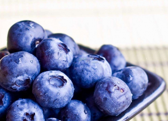 孕妇能吃蓝莓吗：可以少量食用