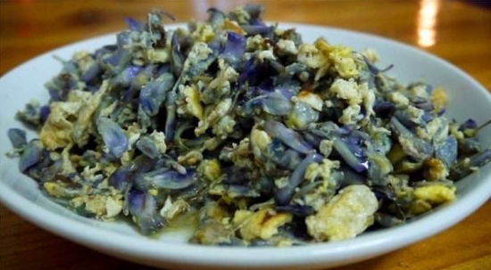 紫藤花炒鸡蛋