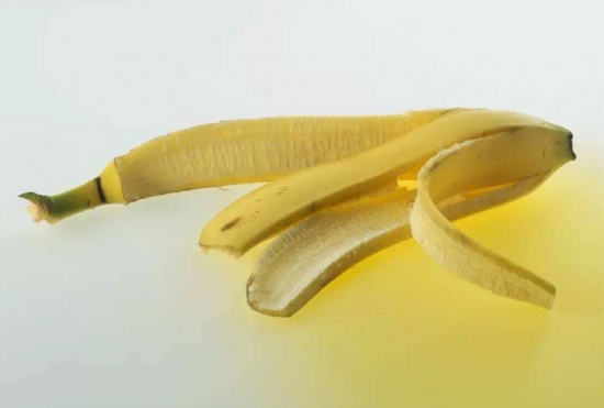 香蕉皮养花