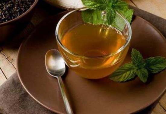 蒲公英根茶的副作用是什么，服用过量会导致人体不适